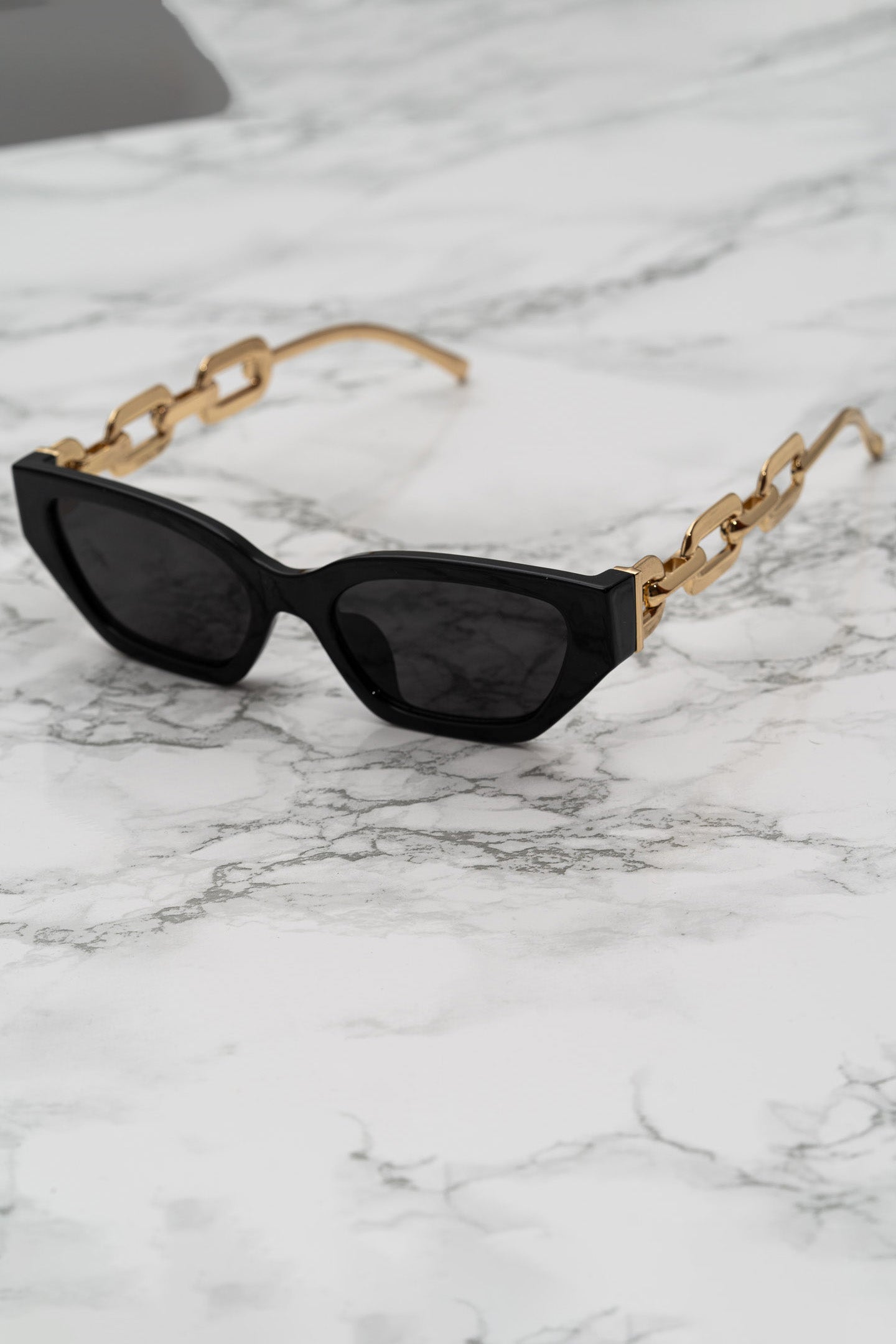 ROMA Cat Eyes with Gold Chain Arms - Black