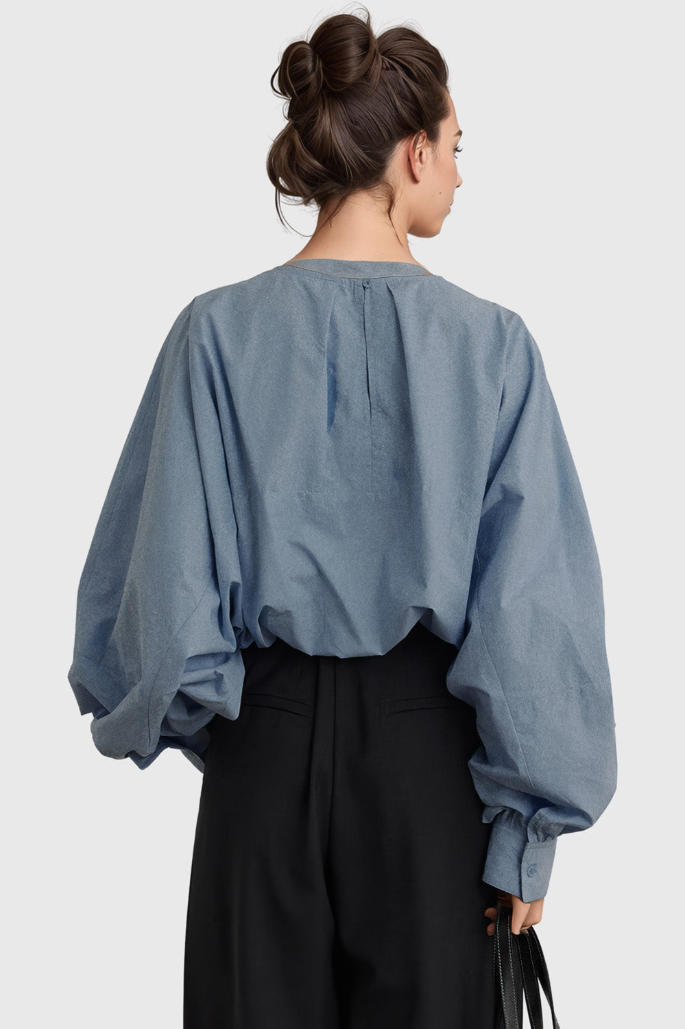 Elegant Shirt with Elastic Hem - Blue